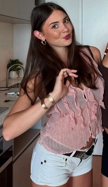 Full leaked Eirmioni ilvanakis page private onlyfans photo