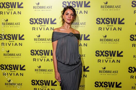 Full leaked Eiza gonzalez  page private onlyfans photo