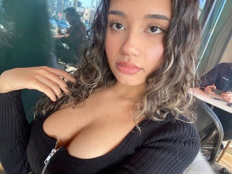 Full leaked Ela kavak page private onlyfans photo