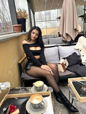 Full leaked Ela kavak page private onlyfans photo