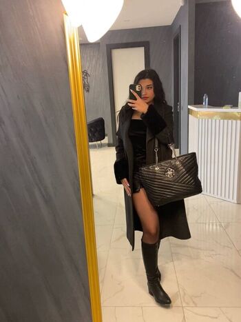 Full leaked Ela kavak page private onlyfans photo