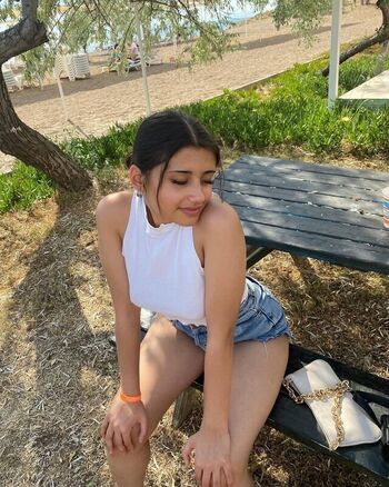 Full leaked Ela kavak page private onlyfans photo