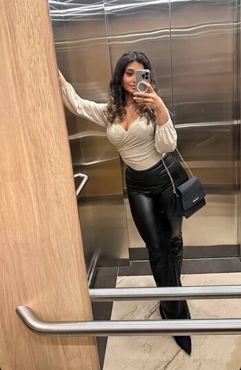 Full leaked Ela kavak private onlyfans photo