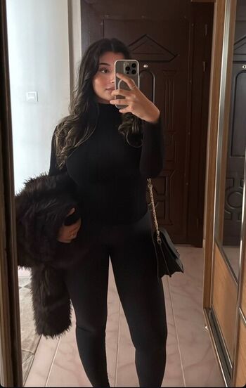Full leaked Ela kavak private onlyfans photo