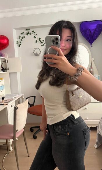 Full leaked Ela kavak private onlyfans photo