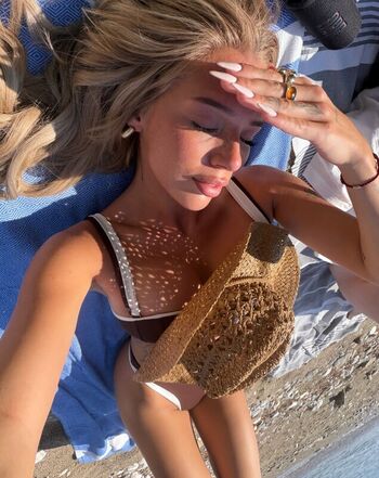 Full leaked Elaine victoria page private onlyfans photo