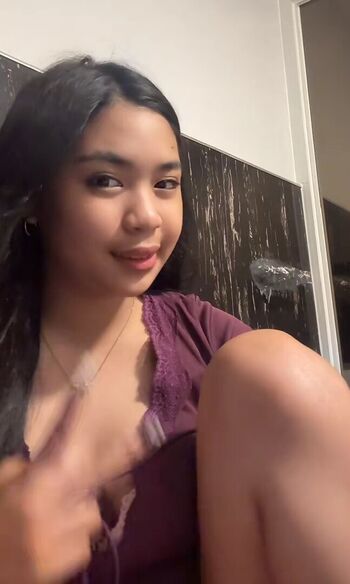 Full leaked Elara lyyy private onlyfans photo