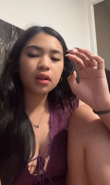 Full leaked Elara lyyy private onlyfans photo