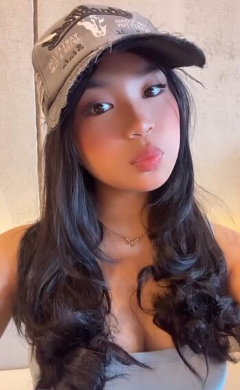 Full leaked Elara lyyy page private onlyfans photo