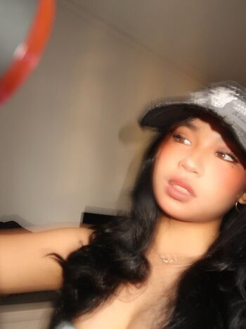 Elara Lyyy
