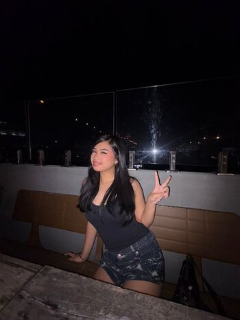 Full leaked Elara lyyy page private onlyfans photo