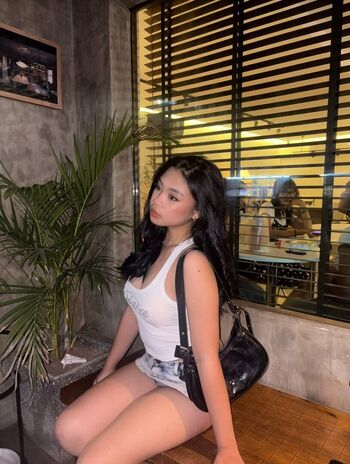 Full leaked Elara lyyy page private onlyfans photo