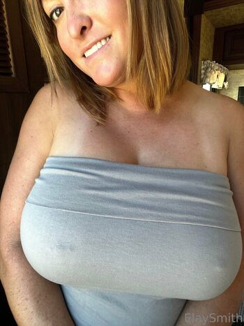 Full leaked Elay smith private onlyfans photo