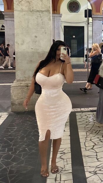 _Elegancewoman_