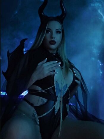 Full leaked Elektra ice private onlyfans photo