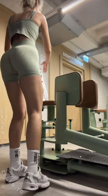 Full leaked Elena zoe private onlyfans photo