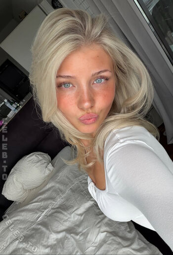 Full leaked Elena zoe page private onlyfans photo