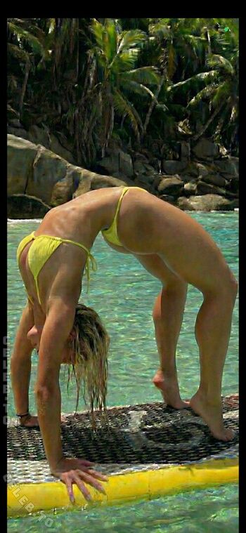 Full leaked Elena zoe page private onlyfans photo