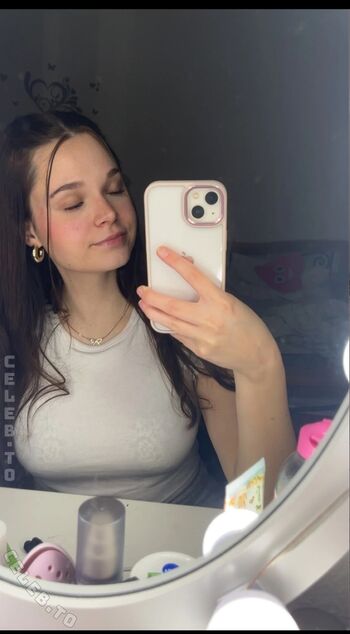 Full leaked Elenamariee private onlyfans photo