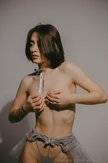 Full leaked Elfa floria private onlyfans photo