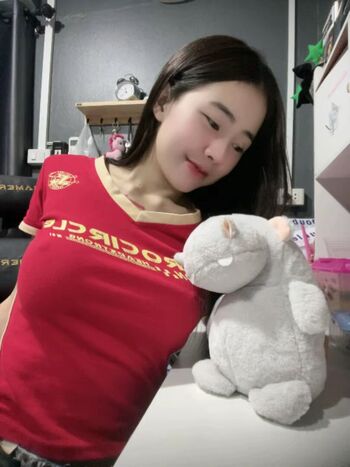 Full leaked Elfza private onlyfans photo