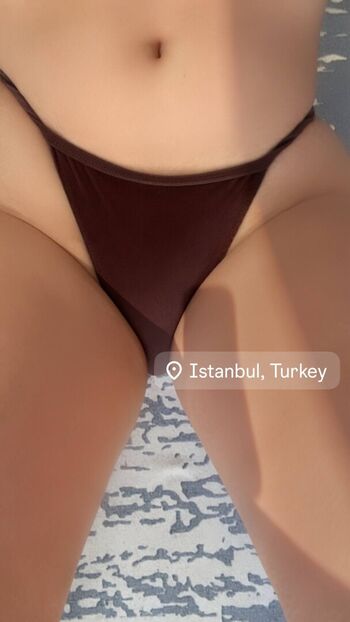 Full leaked Elif karaarslan page private onlyfans photo