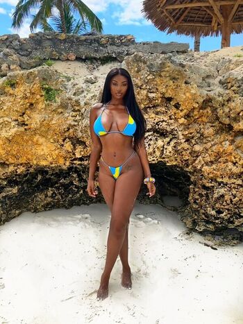 Full leaked Elinda san page private onlyfans photo