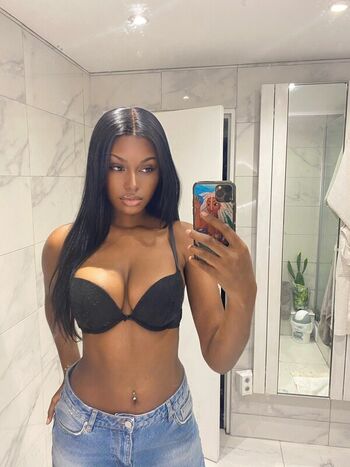 Full leaked Elinda san page private onlyfans photo