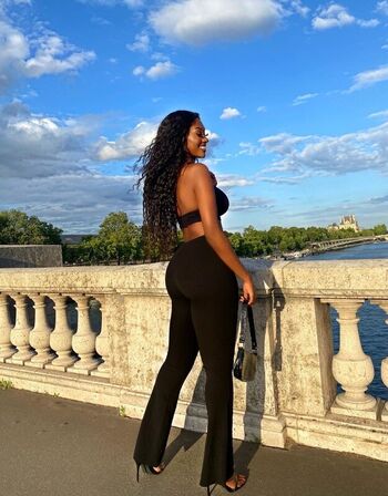 Full leaked Elinda san private onlyfans photo