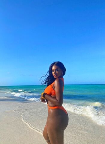 Full leaked Elinda san private onlyfans photo
