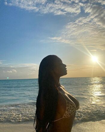 Full leaked Elinda san private onlyfans photo