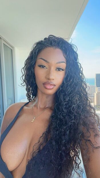 Elinda San