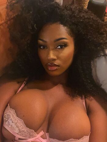 Full leaked Elindasan private onlyfans photo