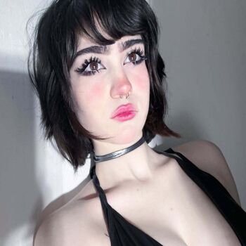 Full leaked Elinoiiddx private onlyfans photo