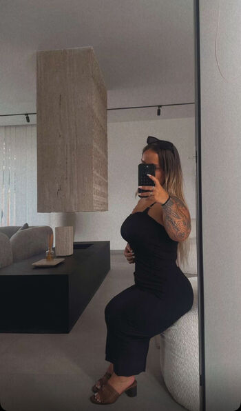 Full leaked Elisa buj mym page private onlyfans photo