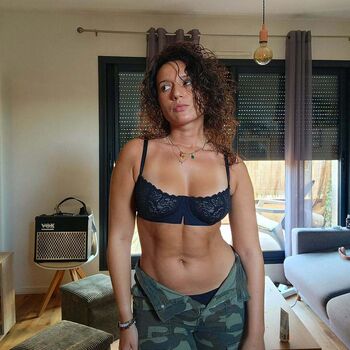 Full leaked Elisa lubineau private onlyfans photo