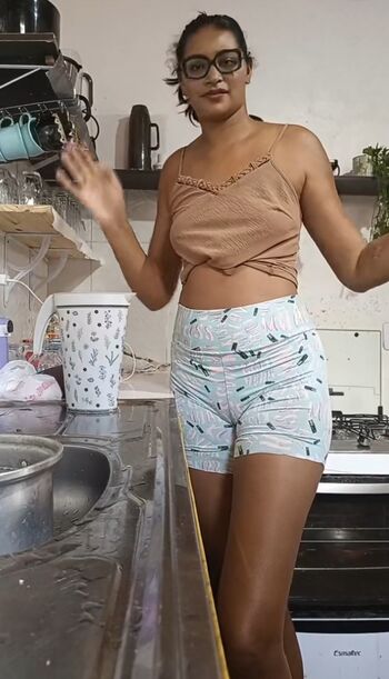 Full leaked Elisane oficial private onlyfans photo