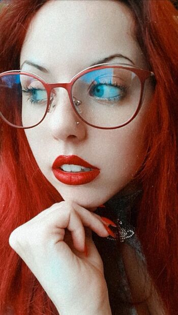 Full leaked Elisaphantom private onlyfans photo