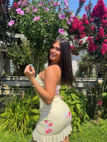 Full leaked Elise biggin private onlyfans photo