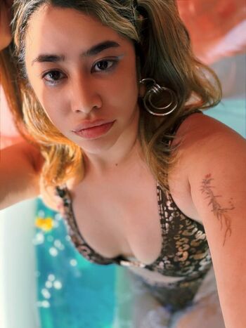 Full leaked Elisetran private onlyfans photo