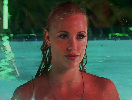 Elizabeth Berkley
