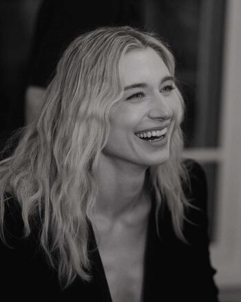 Full leaked Elizabeth debicki private onlyfans photo