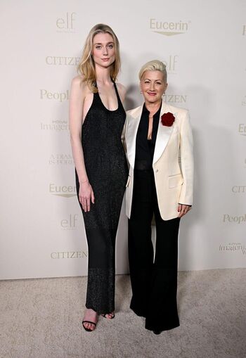 Full leaked Elizabeth debicki private onlyfans photo
