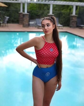 Full leaked Elizabeth simonenko private onlyfans photo