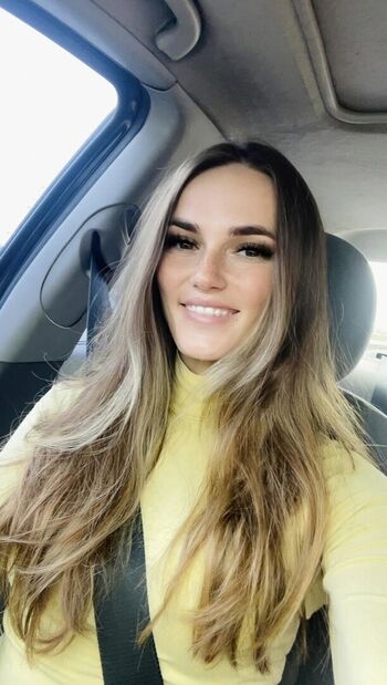 Full leaked Elizabitchstarr private onlyfans photo