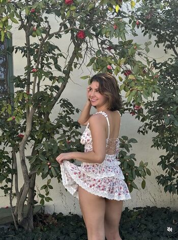 Full leaked Elizzle private onlyfans photo