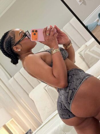 Full leaked Ella bandz private onlyfans photo