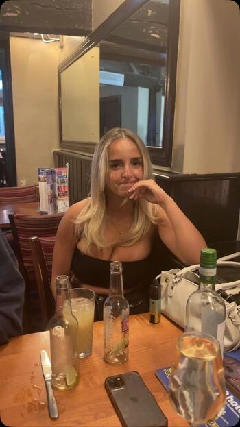 Full leaked Ella gore private onlyfans photo