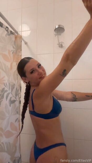 Full leaked Ella hanson private onlyfans photo