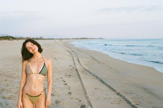 Full leaked Ella hunt private onlyfans photo